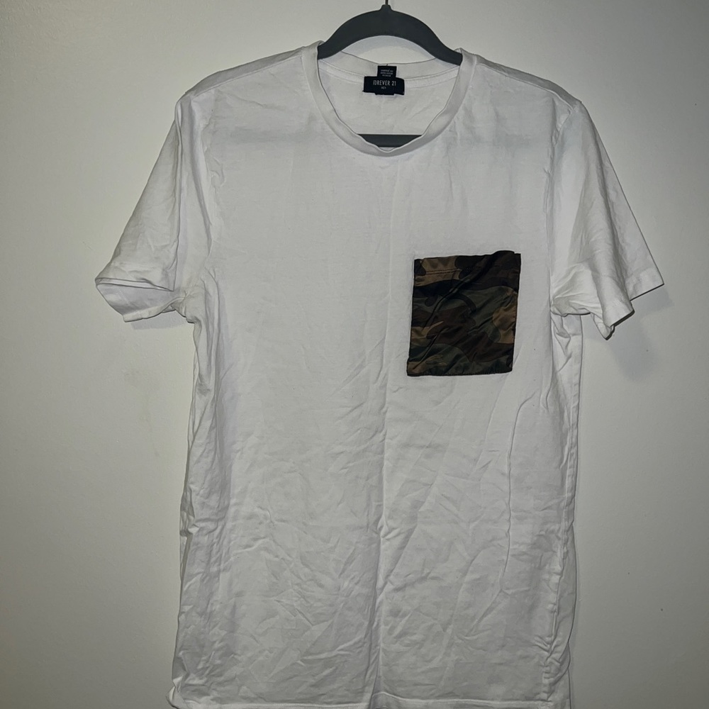 White Tee w/ Camouflage pocket